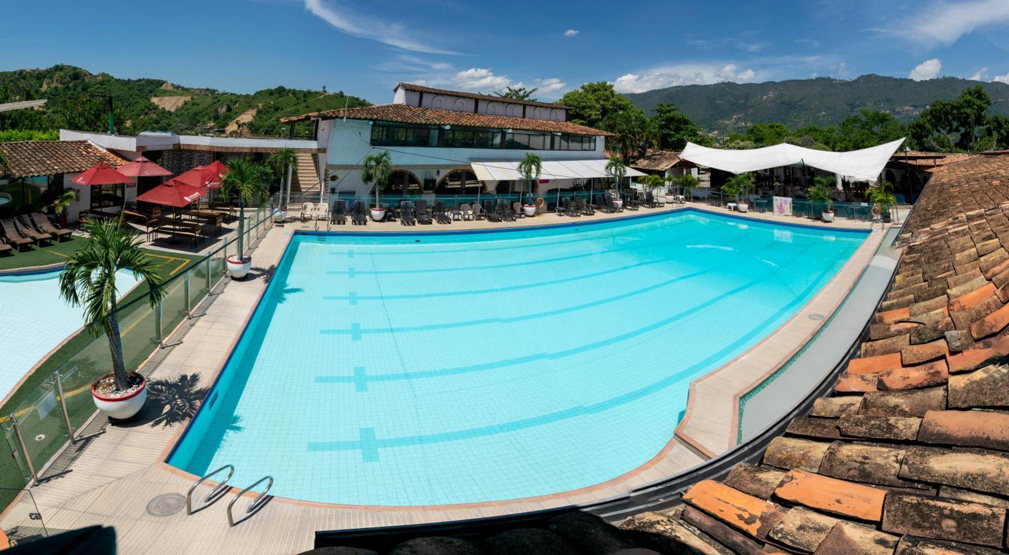Hotel San Juan Internacional Girón 외부 사진