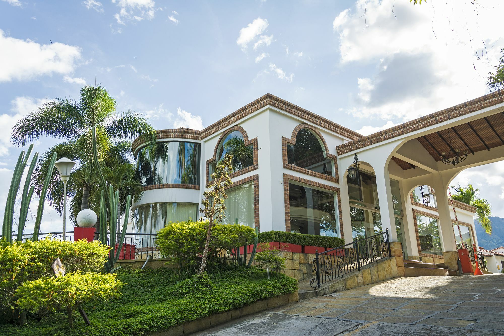 Hotel San Juan Internacional Girón 외부 사진